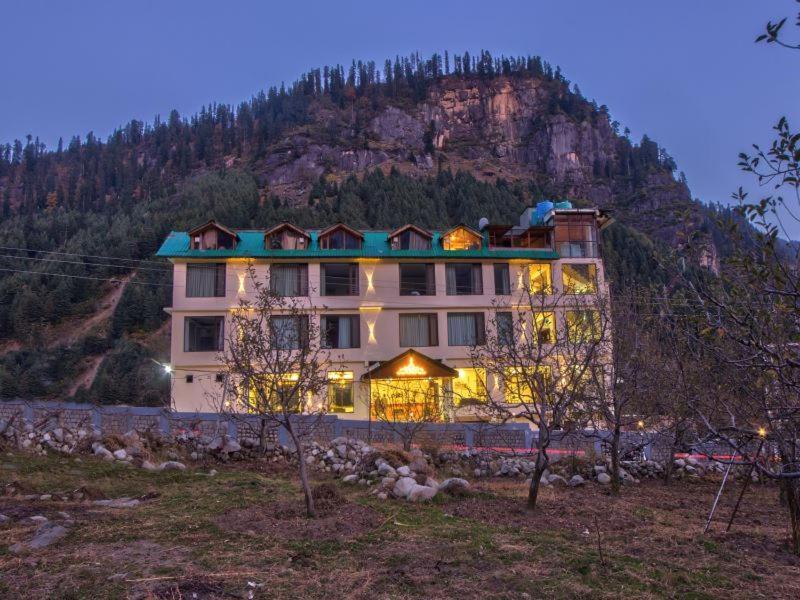 The Katoch Grand Resort Manāli Kültér fotó