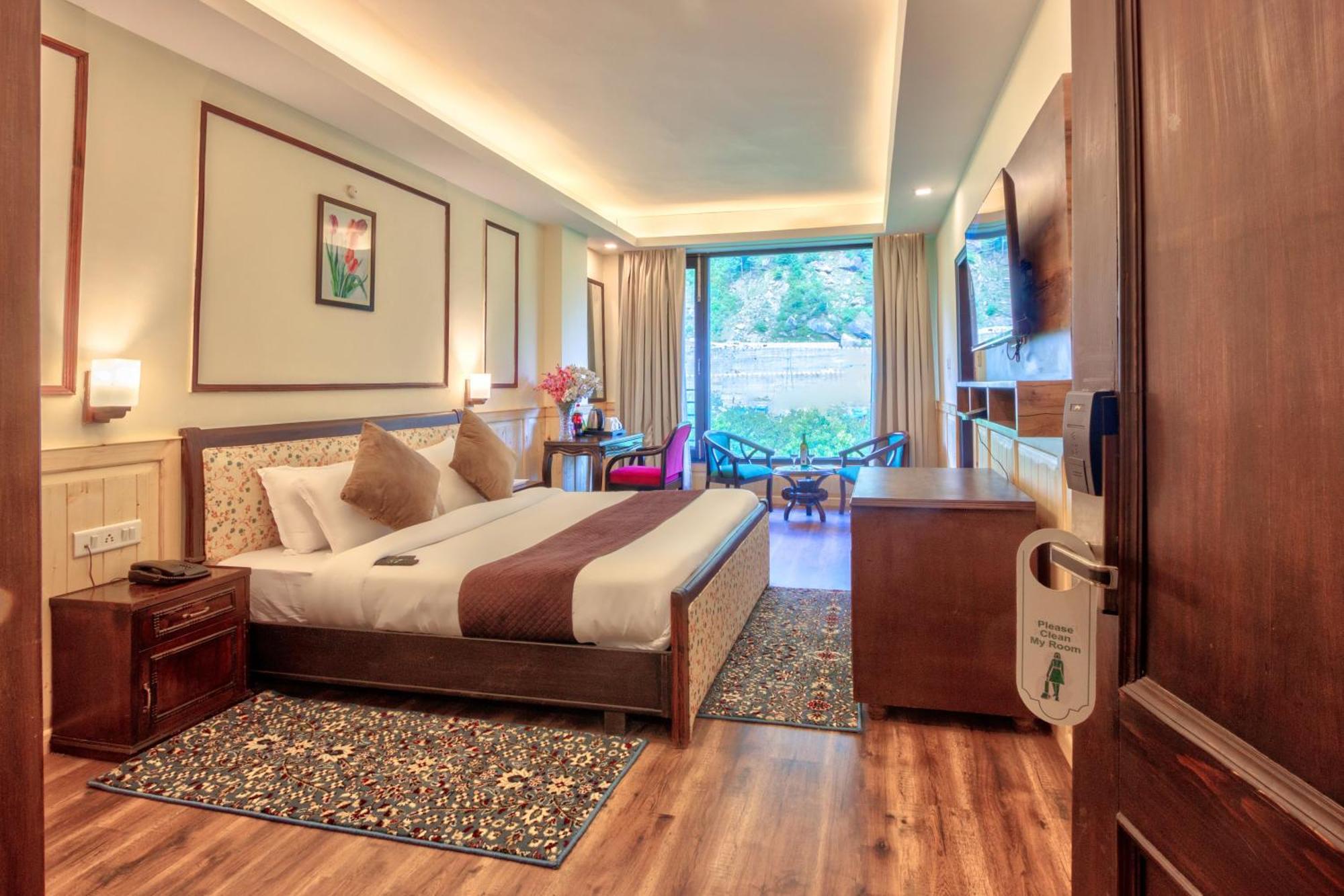 The Katoch Grand Resort Manāli Kültér fotó