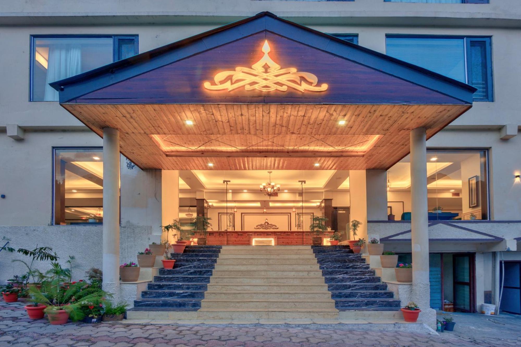 The Katoch Grand Resort Manāli Kültér fotó