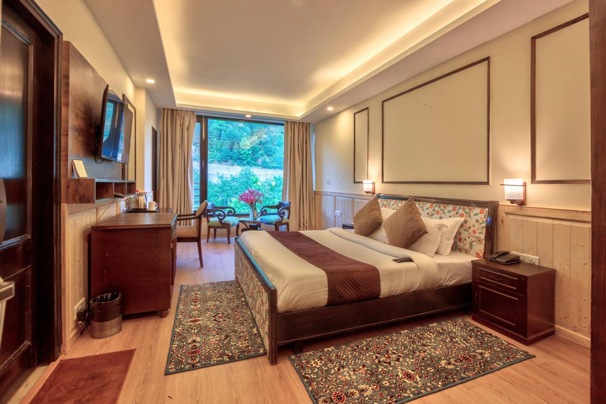 The Katoch Grand Resort Manāli Kültér fotó