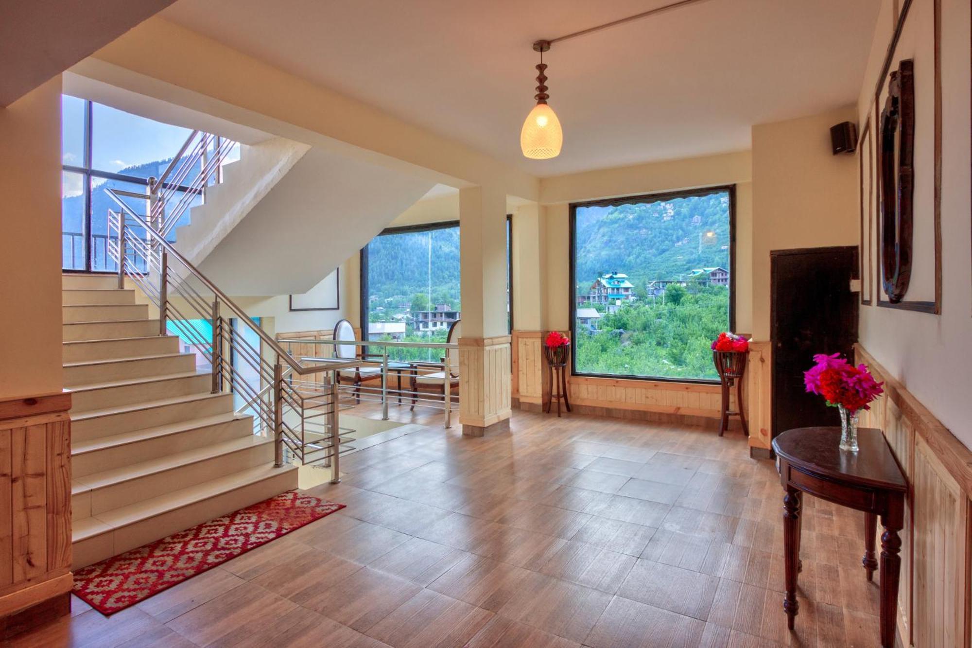 The Katoch Grand Resort Manāli Kültér fotó