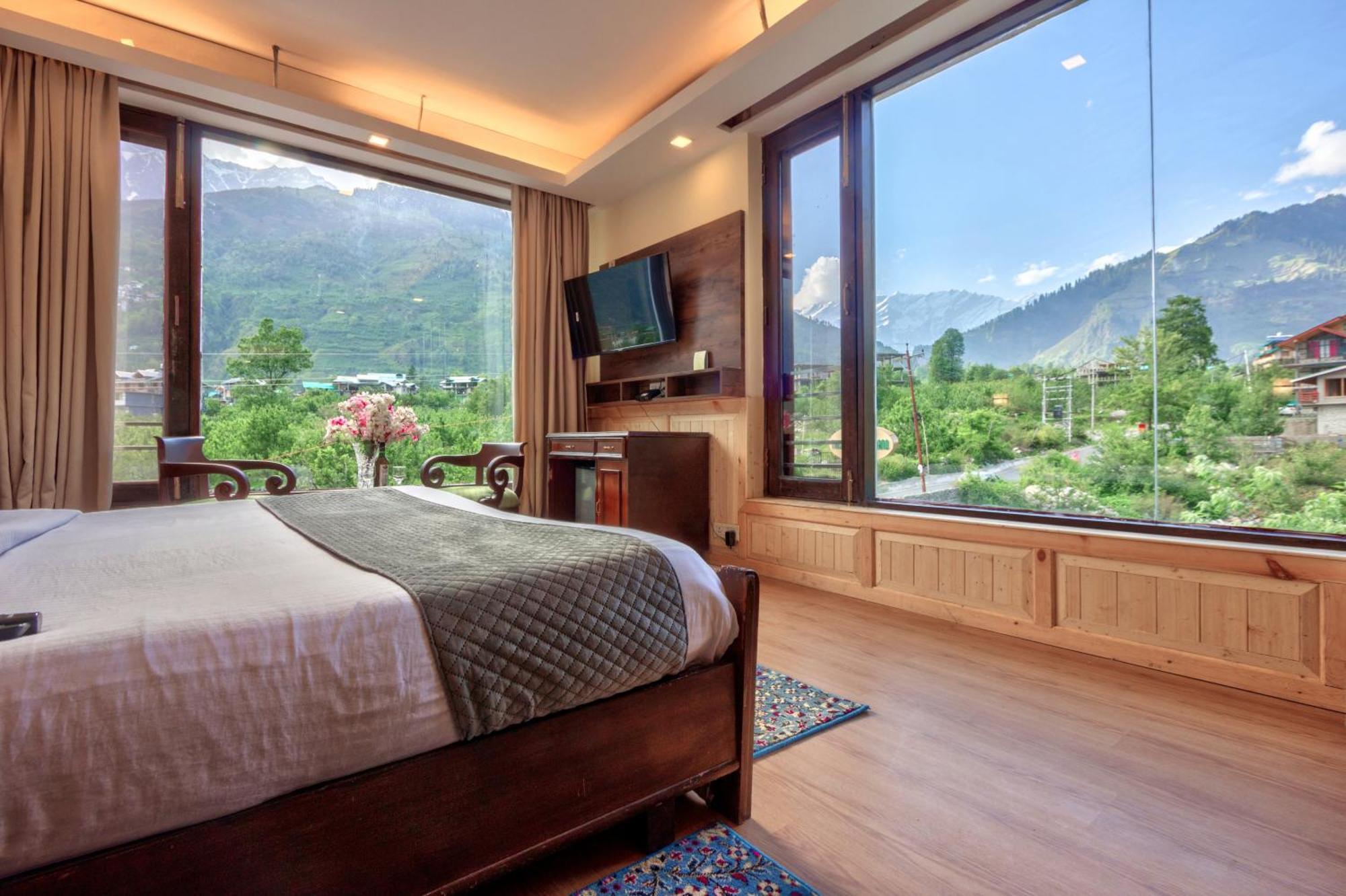 The Katoch Grand Resort Manāli Kültér fotó