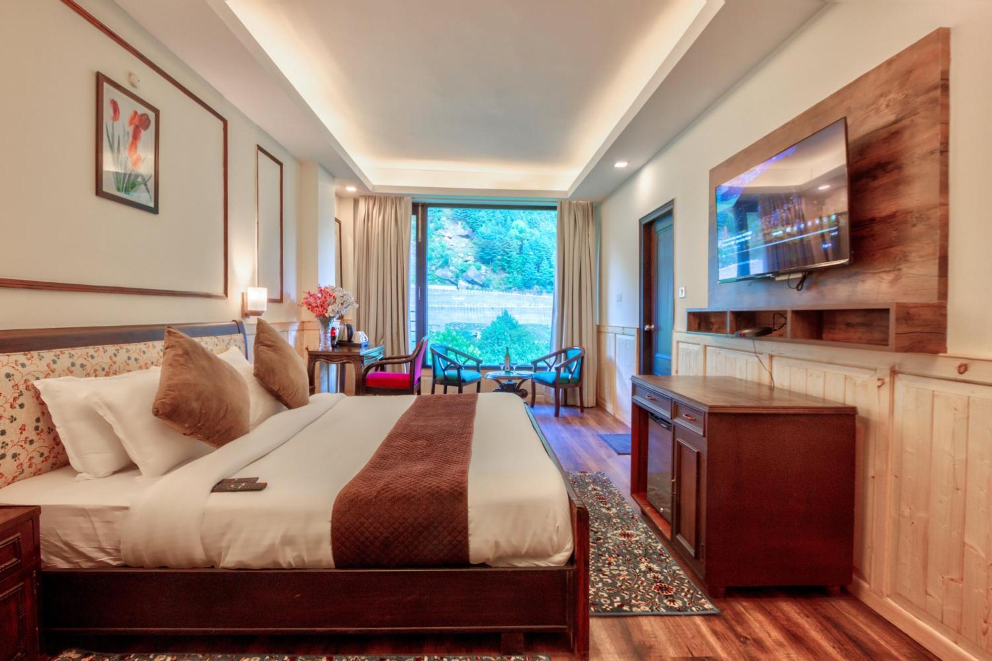 The Katoch Grand Resort Manāli Kültér fotó