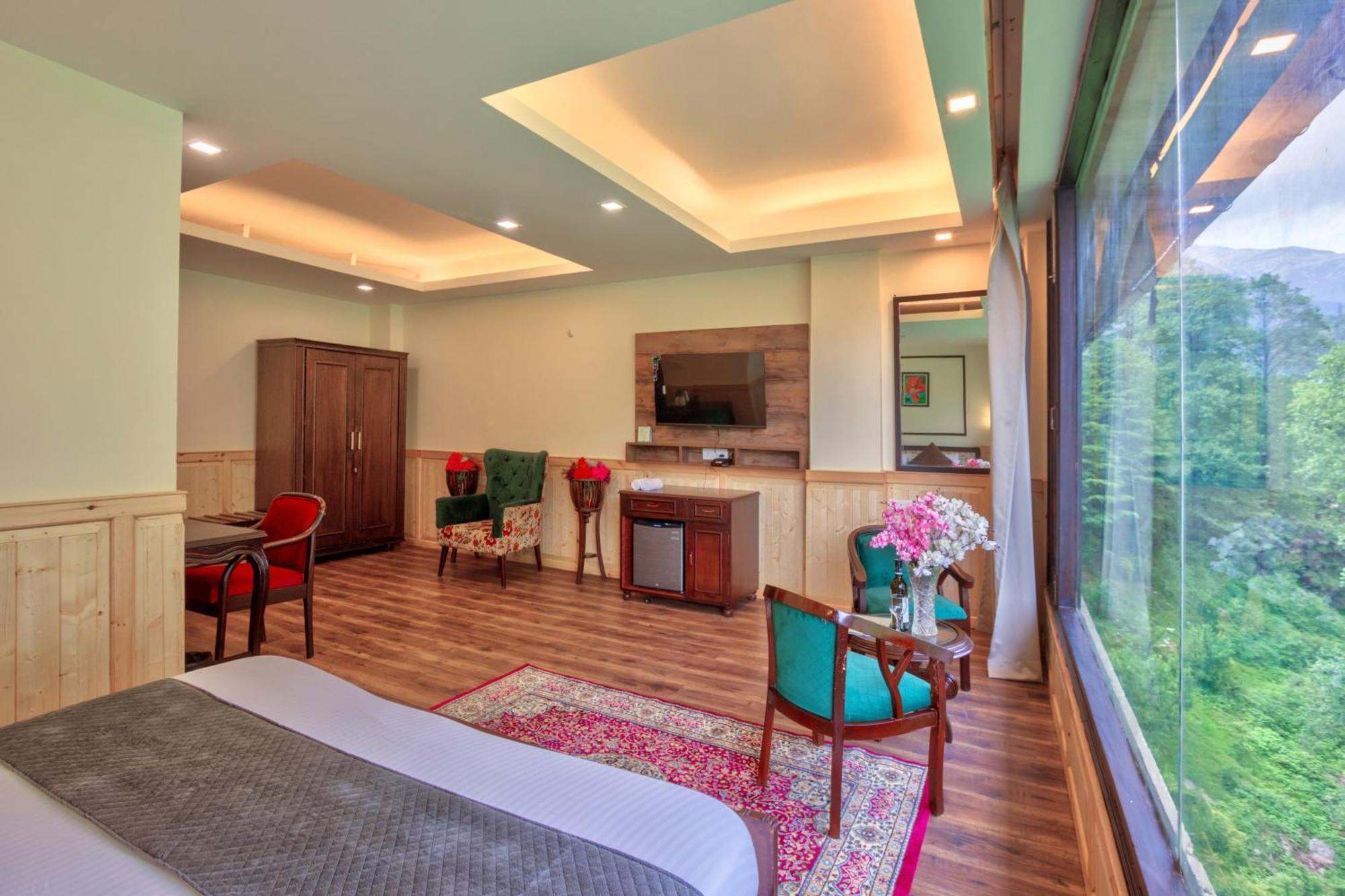 The Katoch Grand Resort Manāli Kültér fotó
